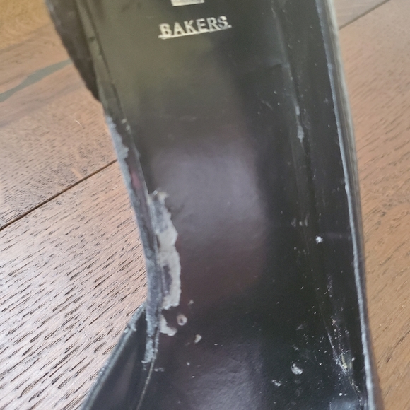 (Bundle 3 for $20)Super Pointy Toe black Pumps - Picture 4 of 5